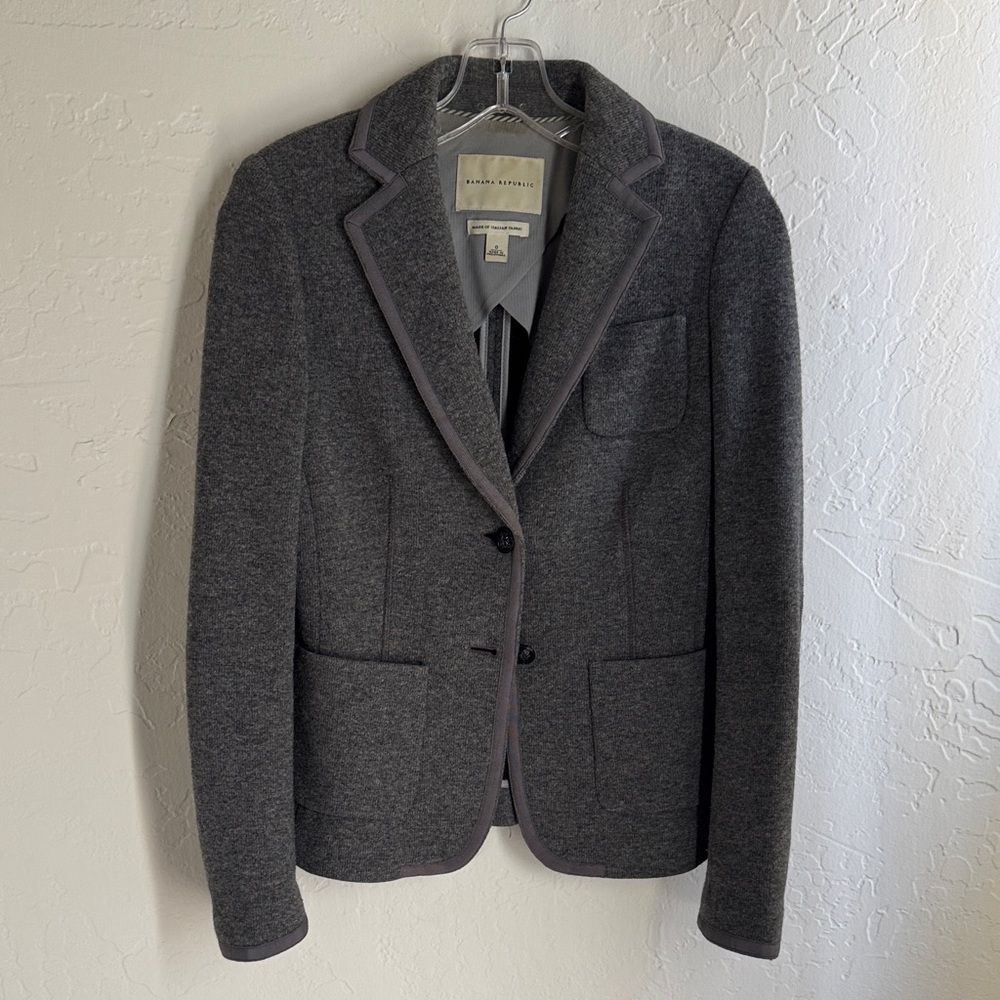 Banana Republic wool blend Charcoal Blazer